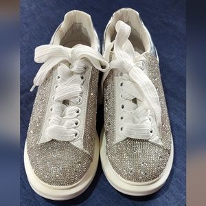 Elegant Silver Women's Sneakers